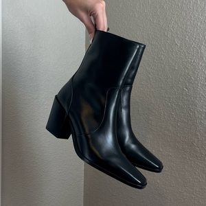 thursday boots black ankle booties (never worn) ✨